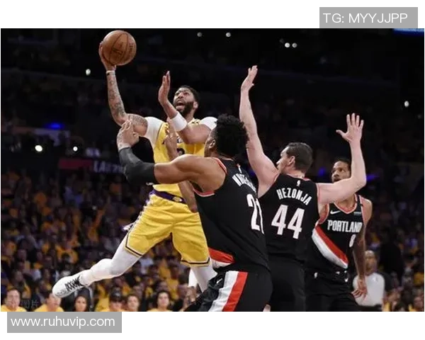 湖人对阵开拓者季后赛详细赛程安排及精彩看点分析