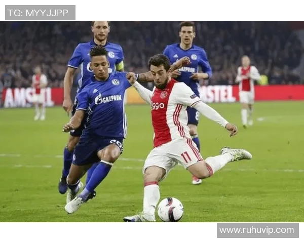 费耶诺德与阿贾克斯对决前瞻大名单分析与球员状态评估