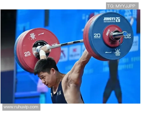 十五运丨男人10000米于水庆摘铜：赛后难掩疲乏，竞赛中跑了5公里腿像抽筋相同