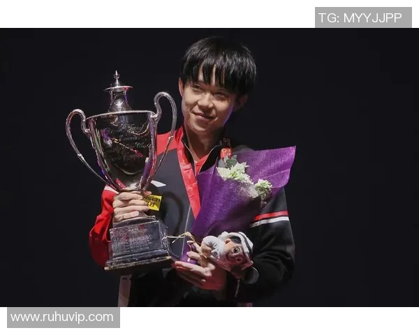 王楚钦2025年成绩单：取得12个世界赛事冠军，首获三大赛男单冠军